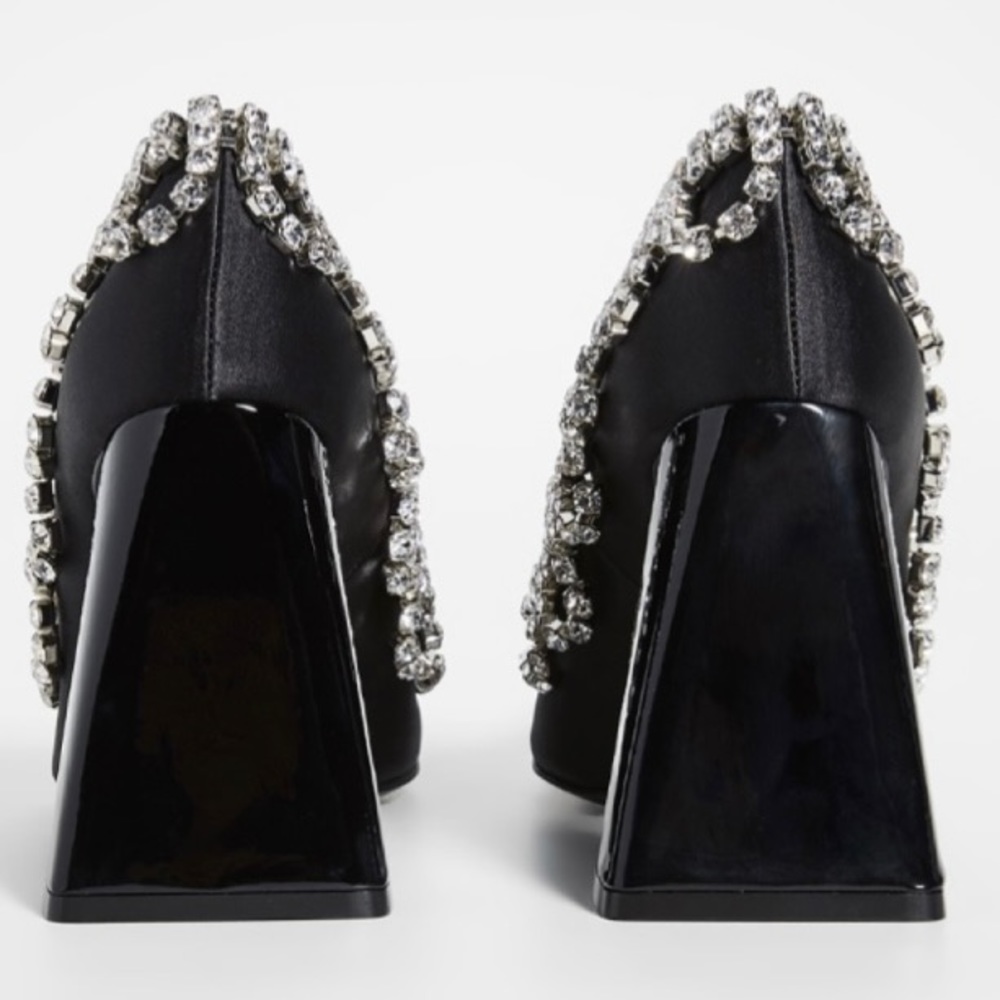 ⭐️Area Scalloped Crystal A Heel Pumps 38- - Picture 7 of 16
